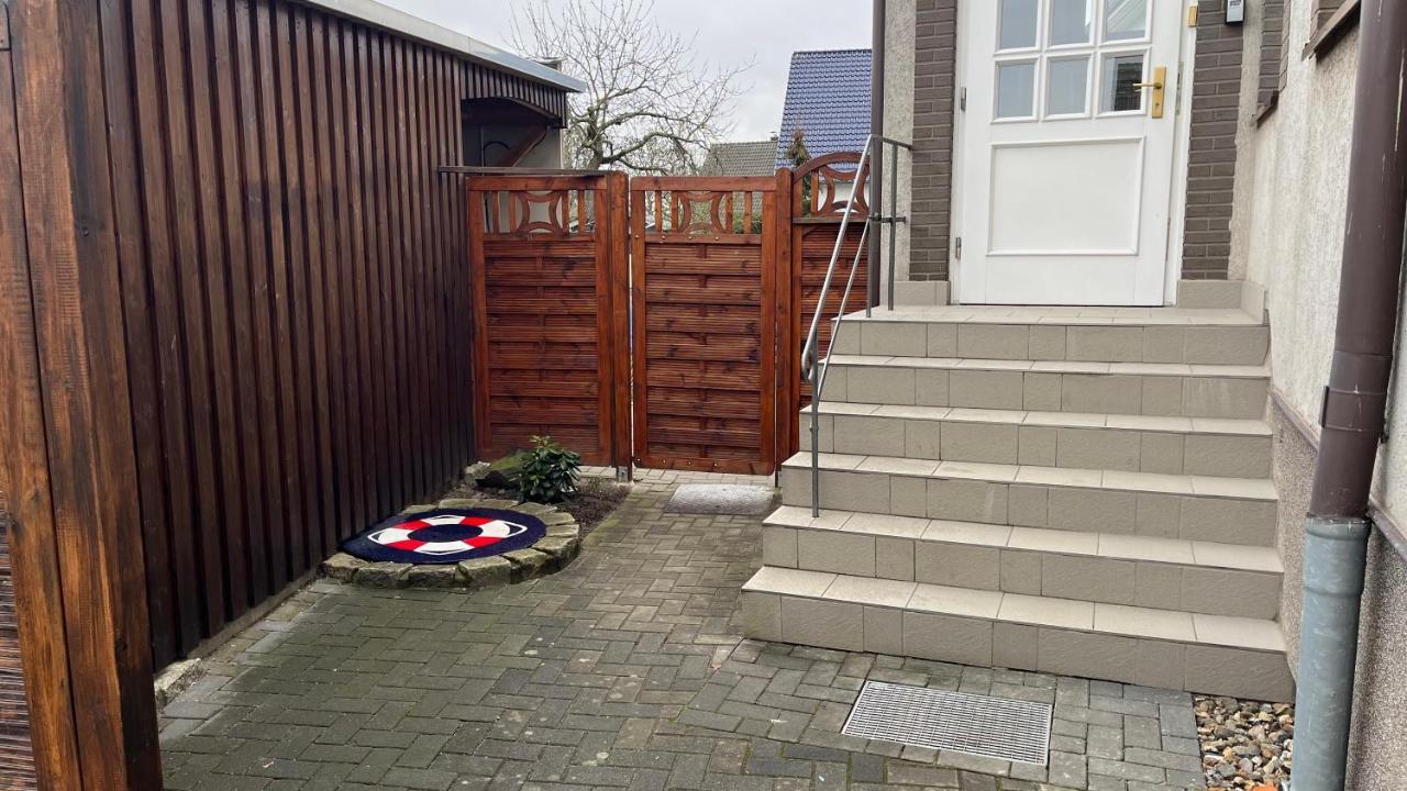 Ferienwohnung Mit Warnowblick 罗斯托克 外观 照片